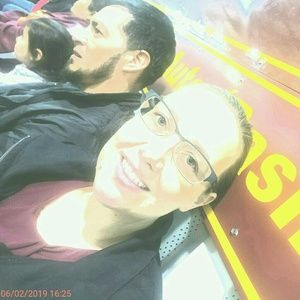 Meet your Posher, Delia